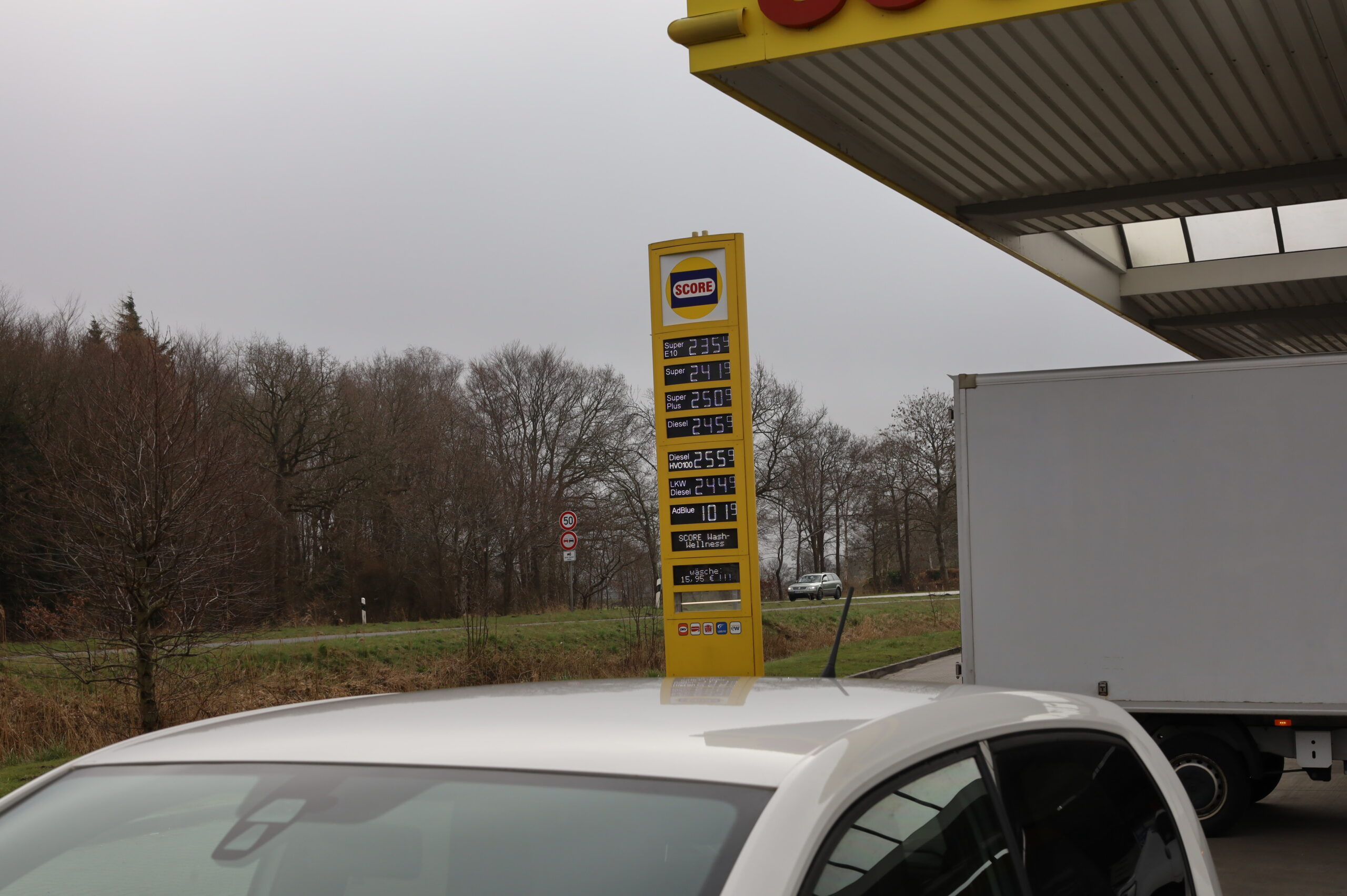 An dieser Tankstelle griff der Benzinpreiswahnsinn voll durch. Foto: Hauke Eilers-Buchta